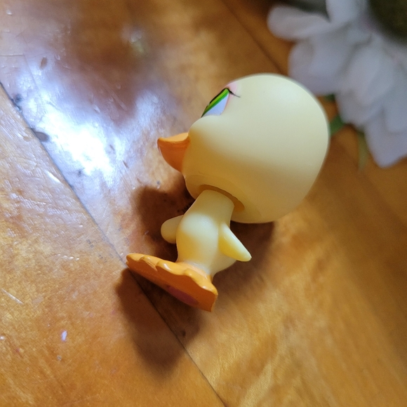 Littlest Pet Shop LPS #51 Duck Yellow Duckling Green Eyes Bird 2005 - Picture 10 of 11